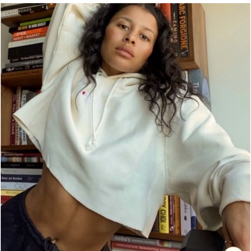 Champion Urban Outfitters Exclusive Cropped Hoodie Sweatshirt in cream
